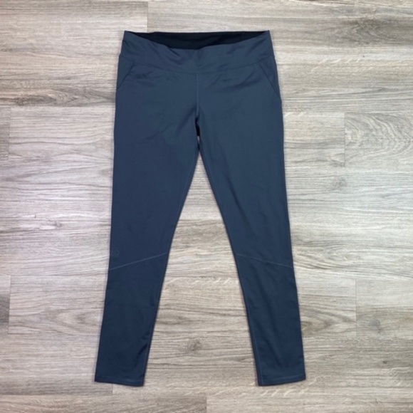 Under Armour Pants - {Under Armour} Color Block Leggings Sz L